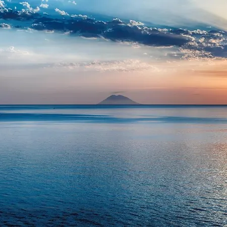 Grillo Superior - Enjoy Your Life! Capo Vaticano